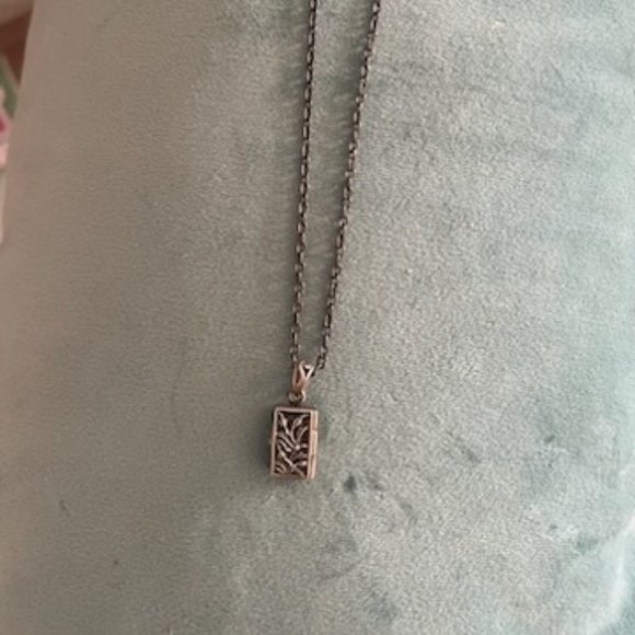 Silpada Wish Locket Necklace - Picture 3 of 3